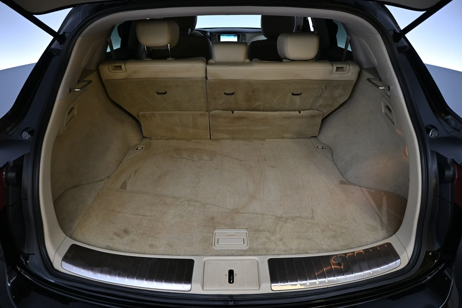 Car Image - 2o9FnhZvkXn25YLTKzQGaX