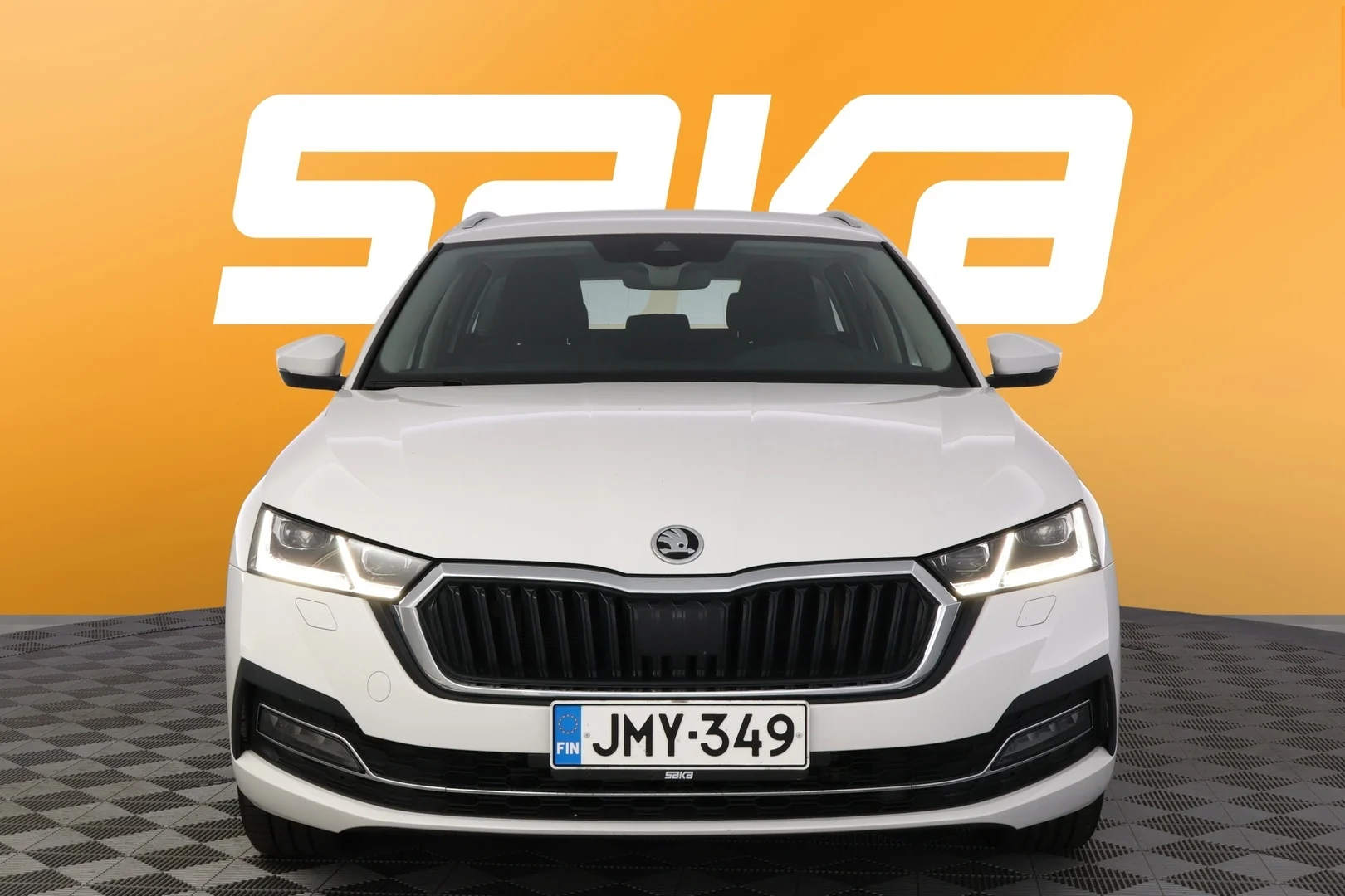 Car Image - rSIxdrZnENc5hO419iEYC
