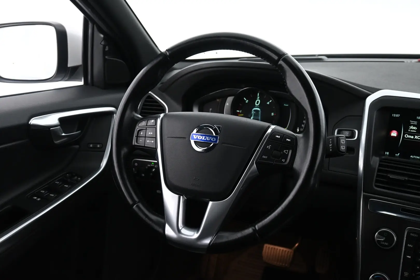 Car Image - 5llrrbFk8GU0Ha0jnGtOxD