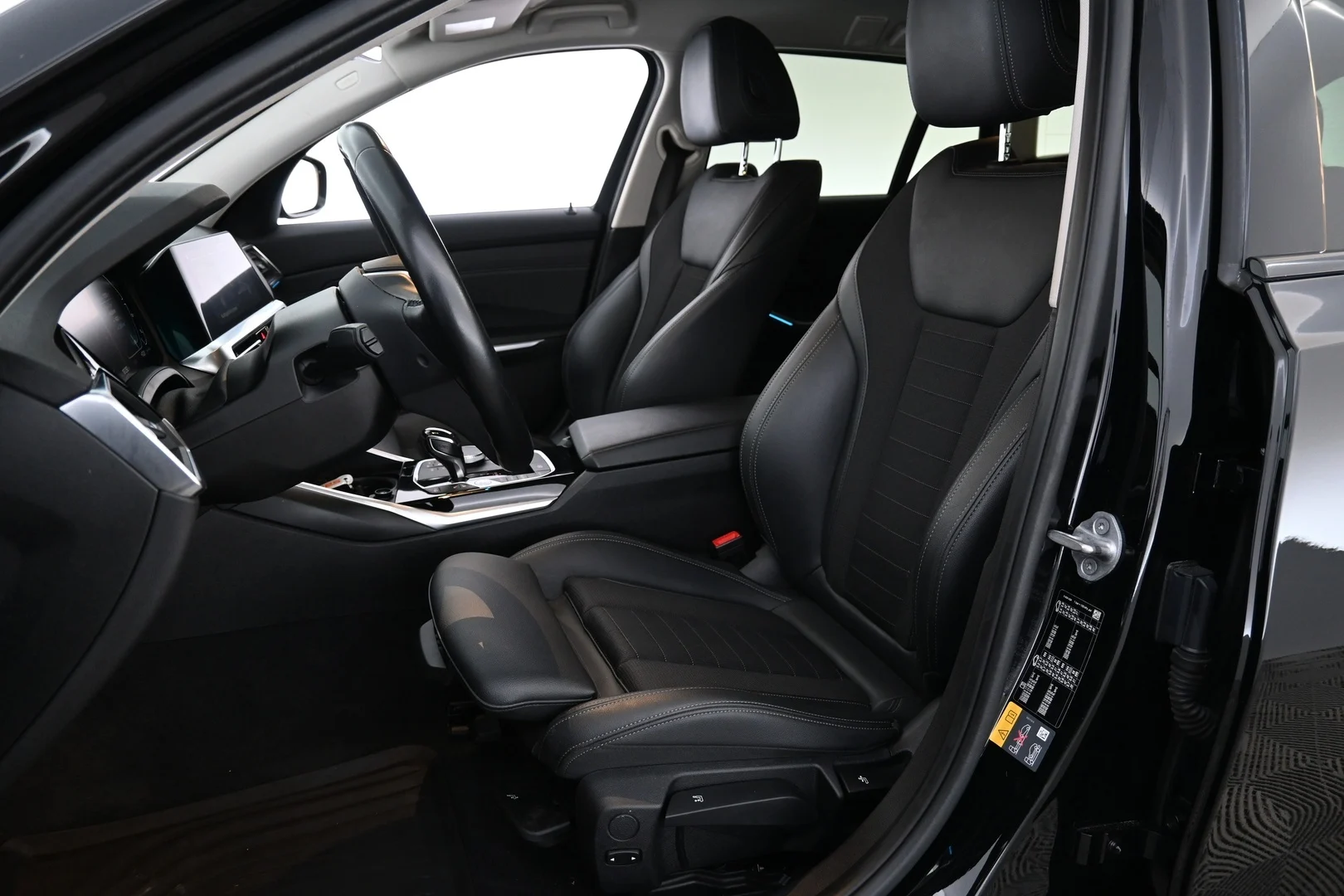 Car Image - Jwjo8AhB6kq8WwFopVIqv