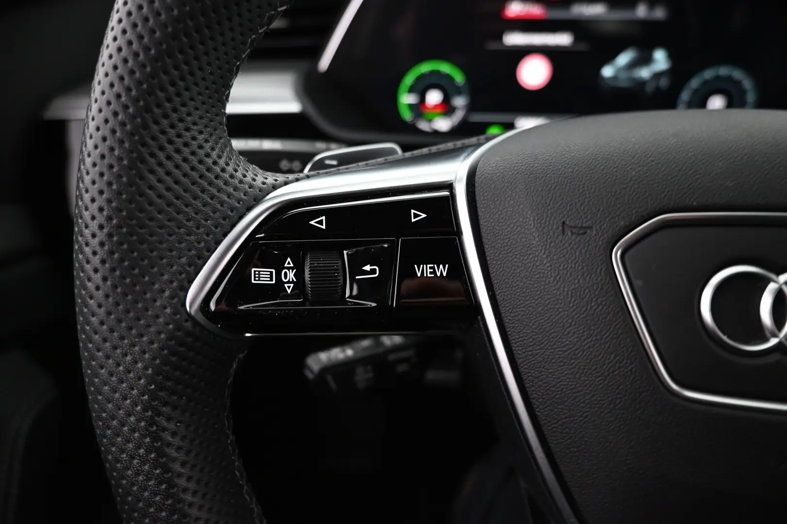 Car Image - G7NRYgIgJqqBdutQO3psc