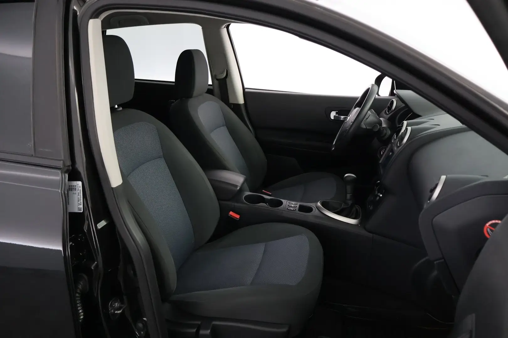 Car Image - 5mJlrRx3iDH0sIIu3QrMZY