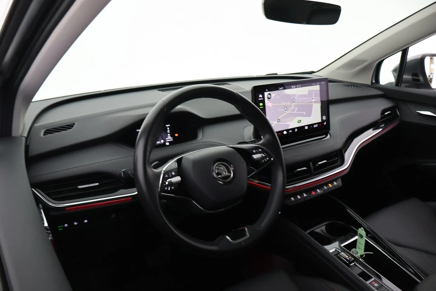 Car Image - 2k1pmQ7k6hpb9GOthuIof7