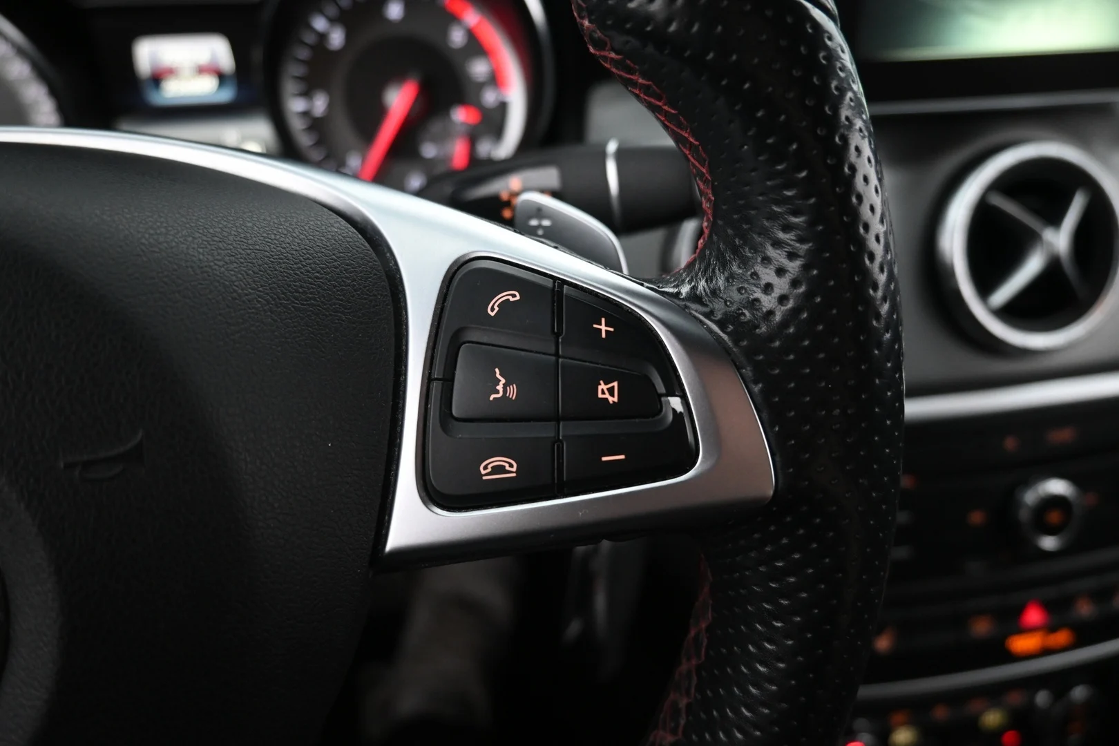 Car Image - 2jHqnkI7XKl7w4bWaqnGme