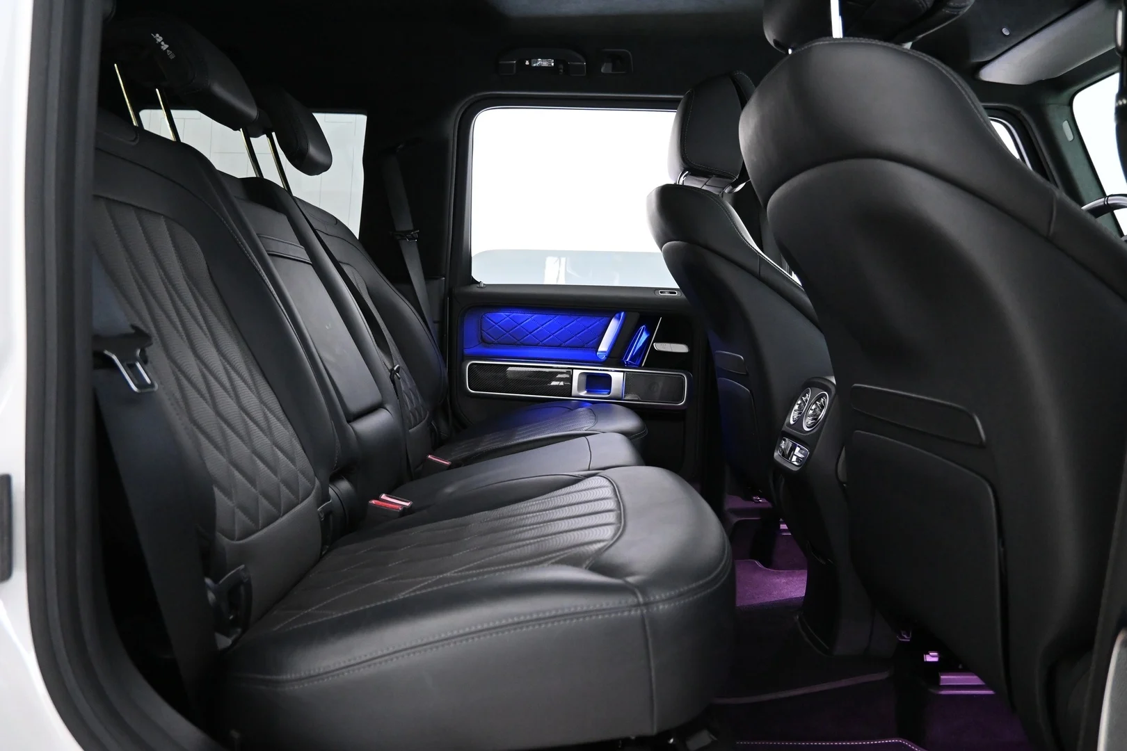 Car Image - 8kmo2s4TWgalzQiYLr5f6