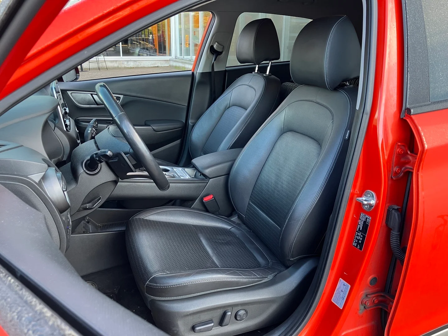 Car Image - 3jUiW3dTJcGfmli4UZvVTn