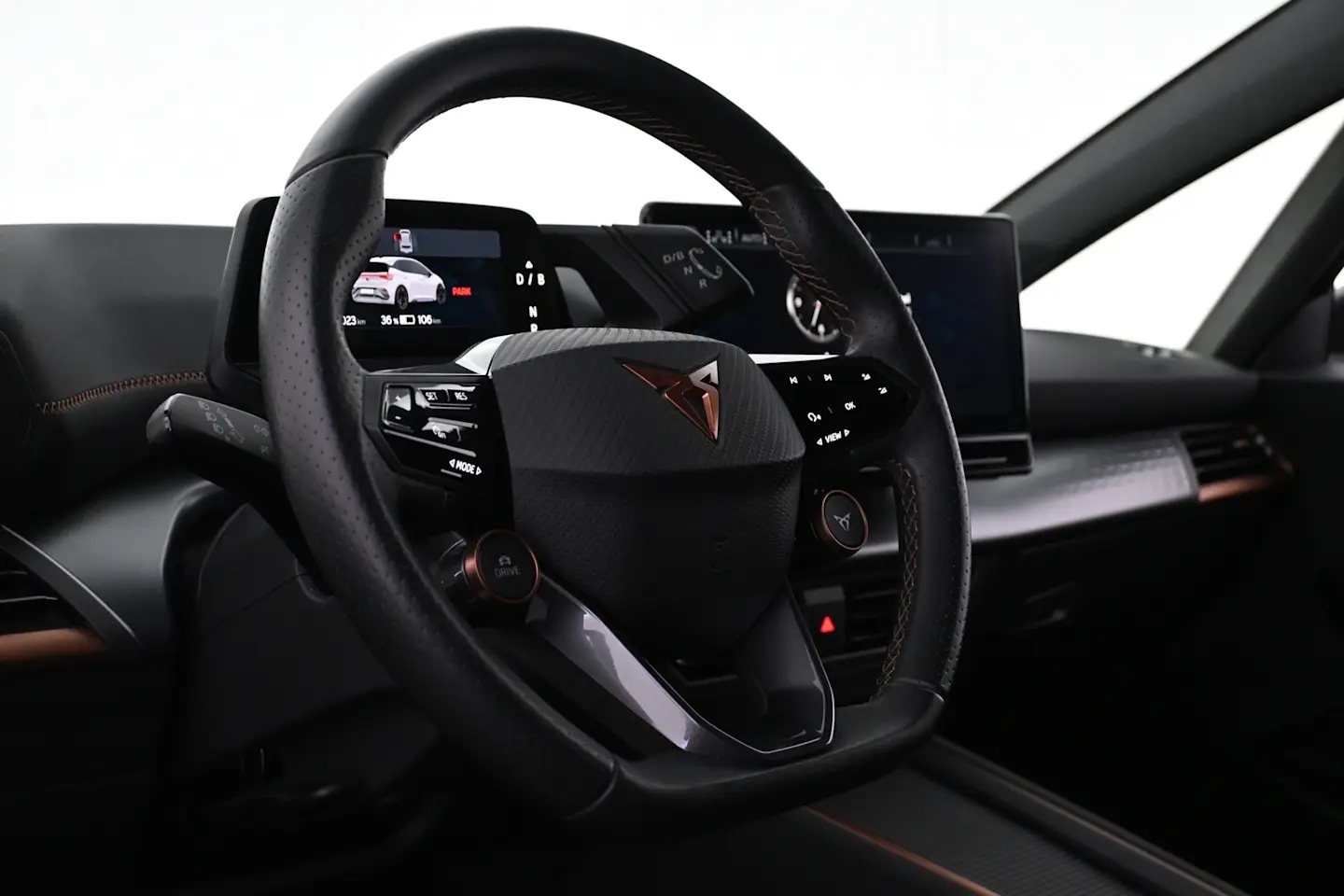 Car Image - 3jz9qf413ByM8iHuADJ7cK