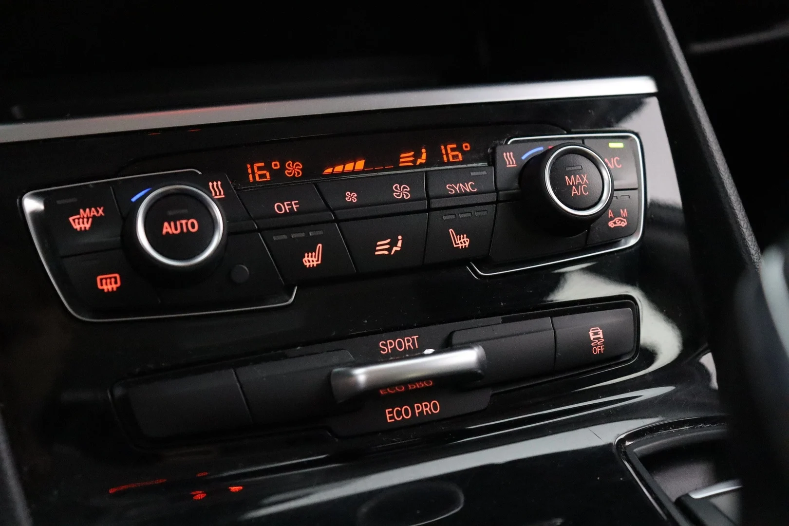 Car Image - 1fkaucwlh5lBtex9Co1KKw
