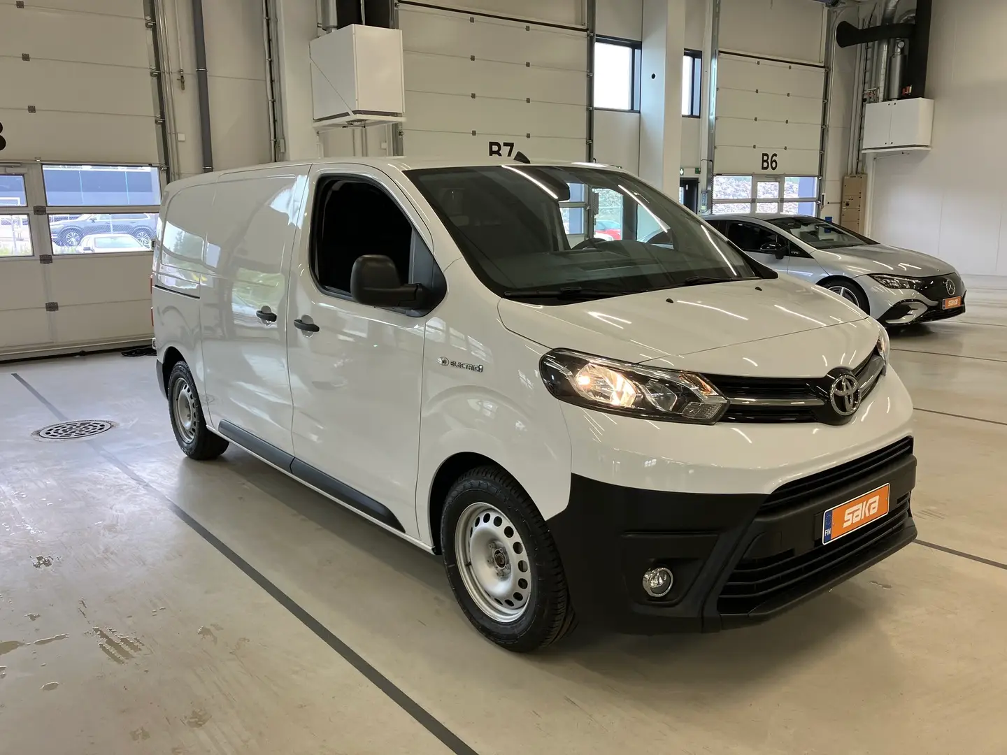 Car Image - 7AtFlWtqLuYqPumZRKfK9N