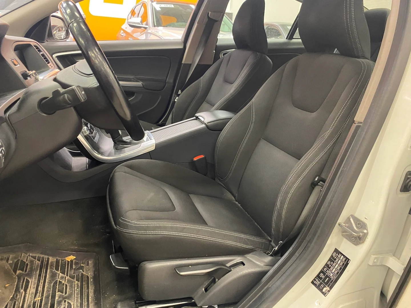 Car Image - 4DQDoaGwwtSstzuiuMNzX0
