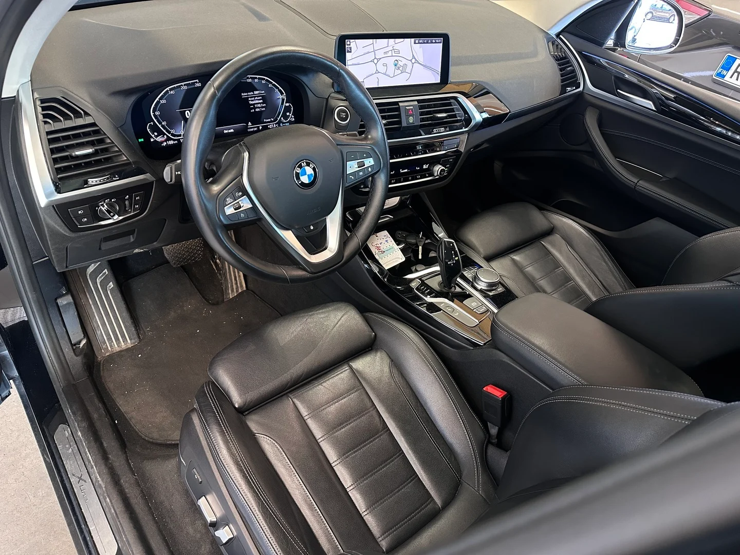 Car Image - 5dx7saBG8RtVsxJReTKO9y