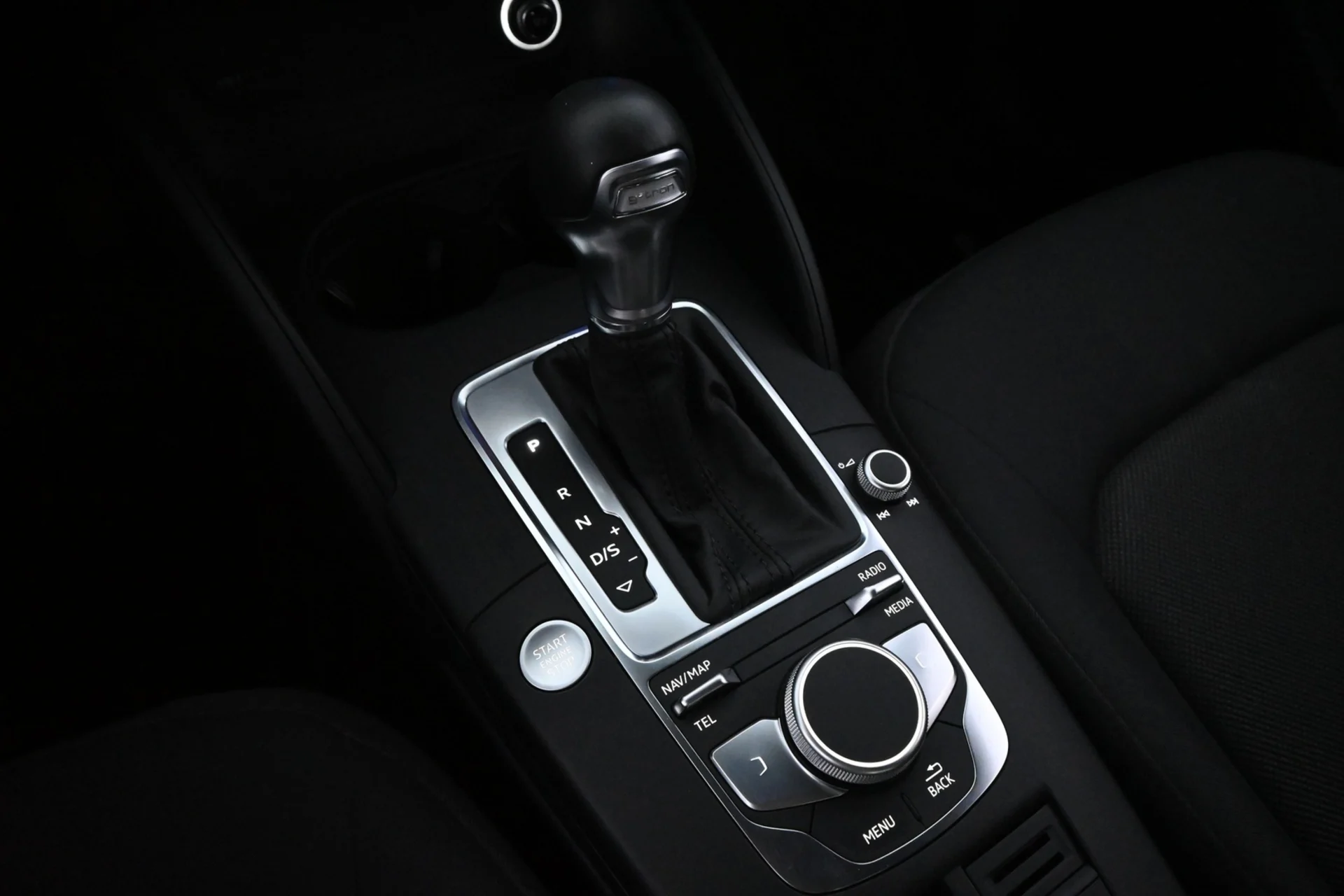 Car Image - 4HSqoDUzpBt922I9LIjdIh
