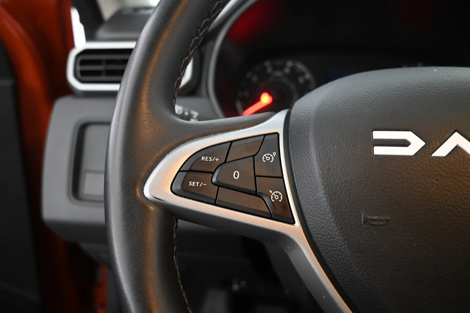 Car Image - 7lLKHyMW31dRpEgmkh8gq3