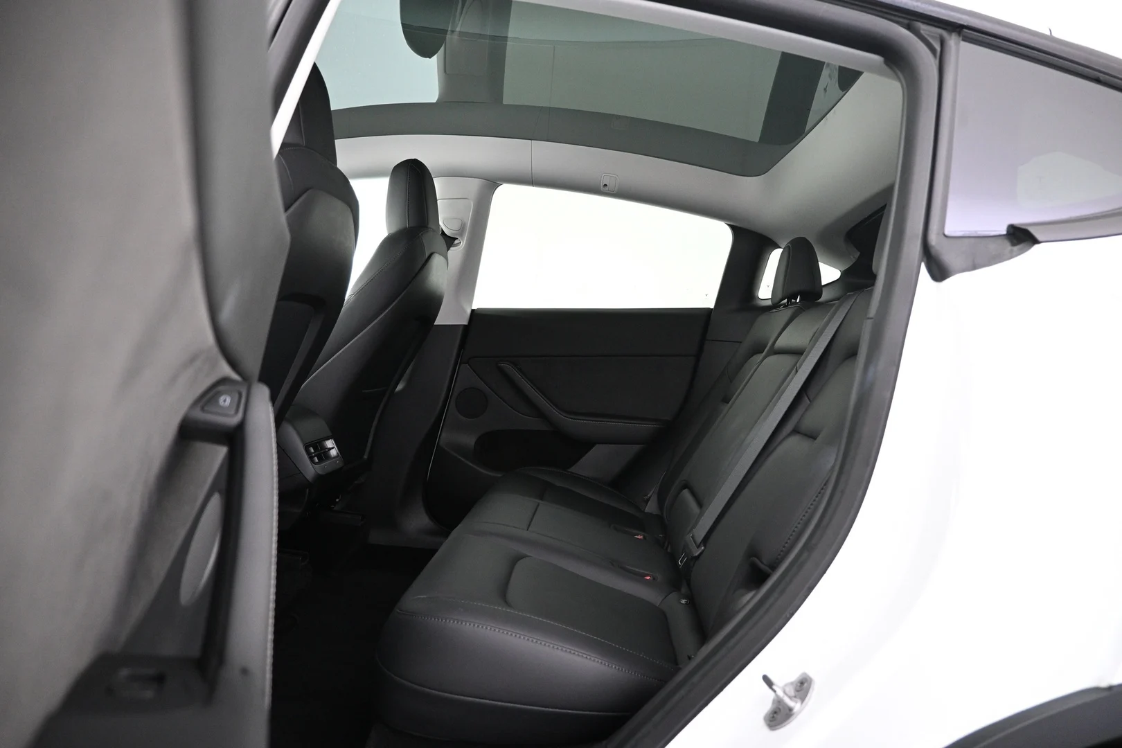 Car Image - 4phcS4iBVMbvrs1Lb3WIzH