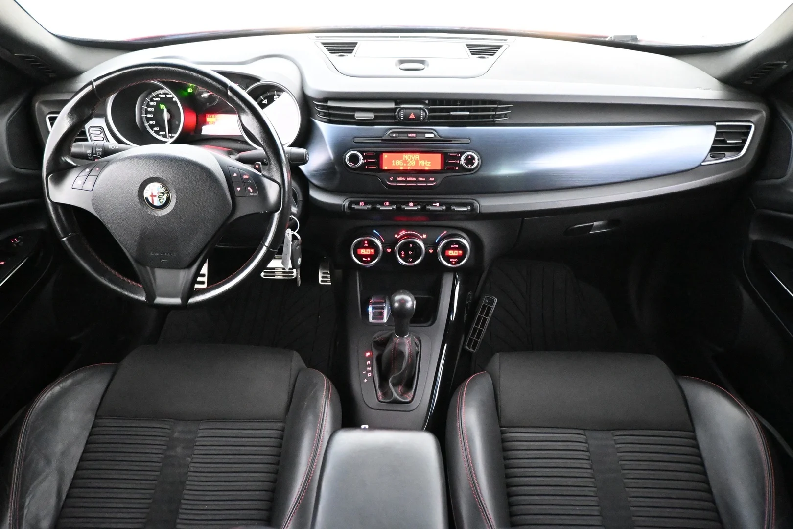 Car Image - 2jO5kNsTxWOze1hu3TRfkE