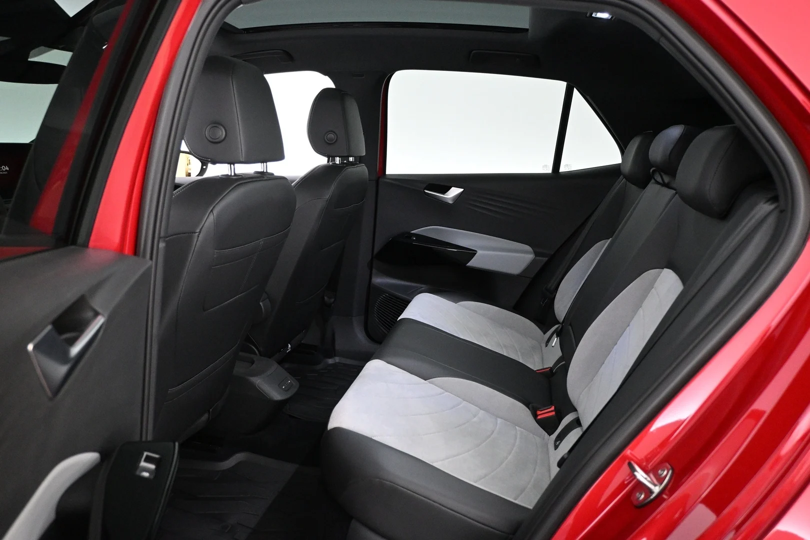 Car Image - 1qgwtrdsioy4GdwShR0Dkz