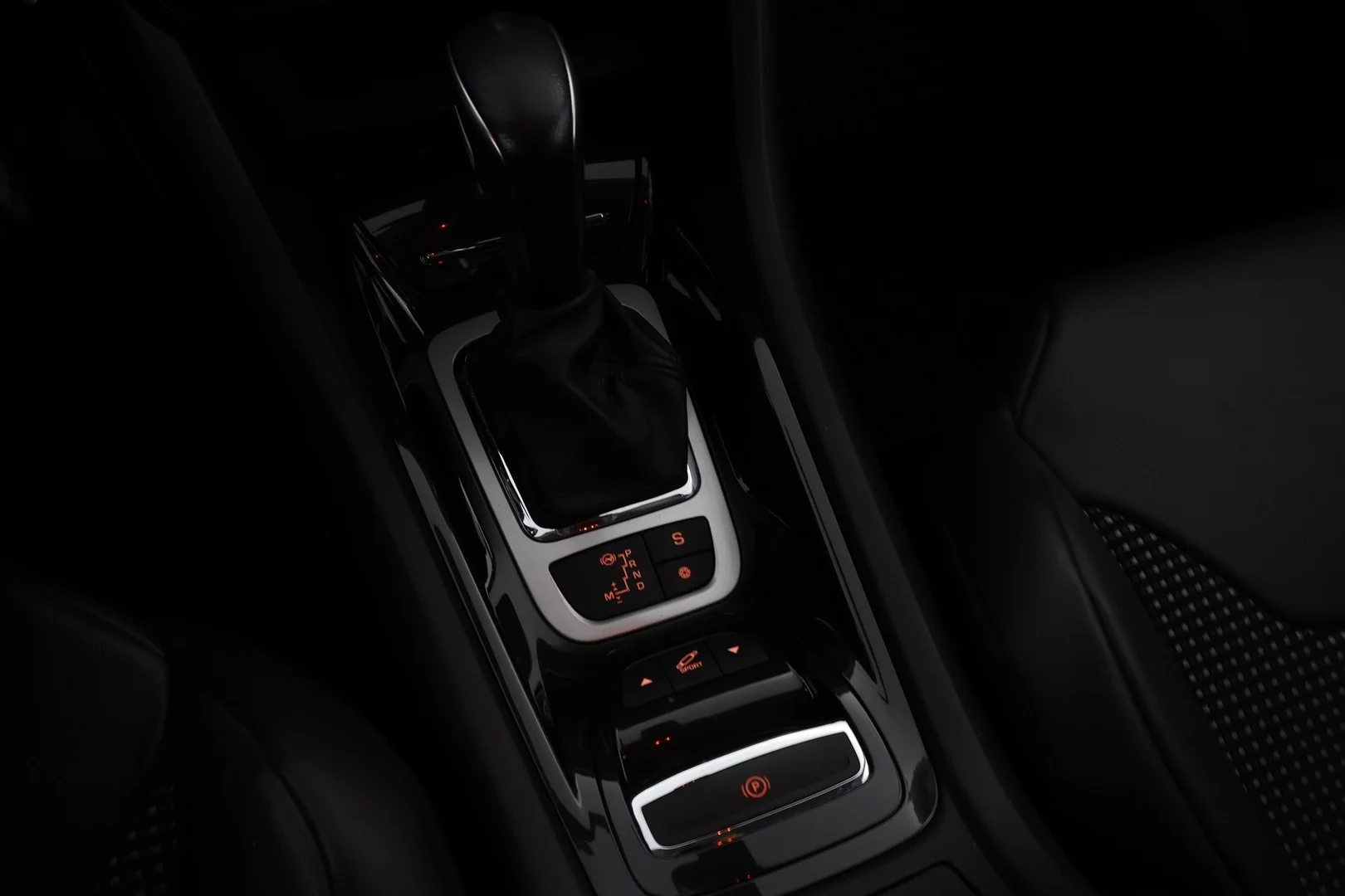 Car Image - 3o88v0xEG25spPdQjQbYpR