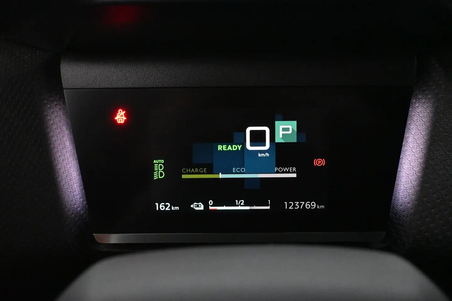 Car Image - 5OosvhAtcPq0XeeXTvP7HP