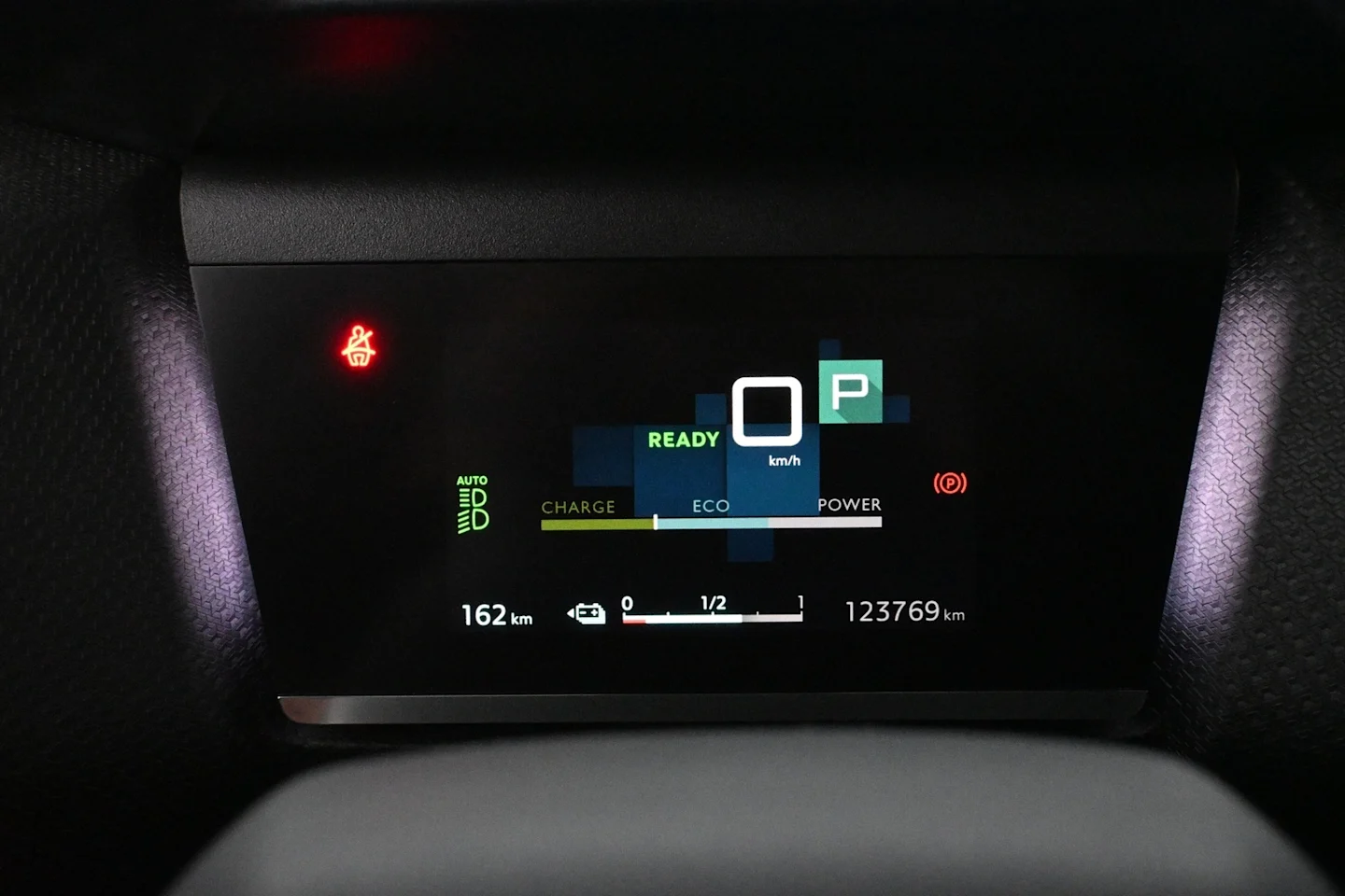 Car Image - 5OosvhAtcPq0XeeXTvP7HP