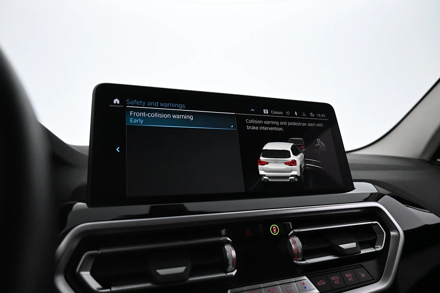 Car Image - 2LRrHMYCHQPuyW3PVj8lou