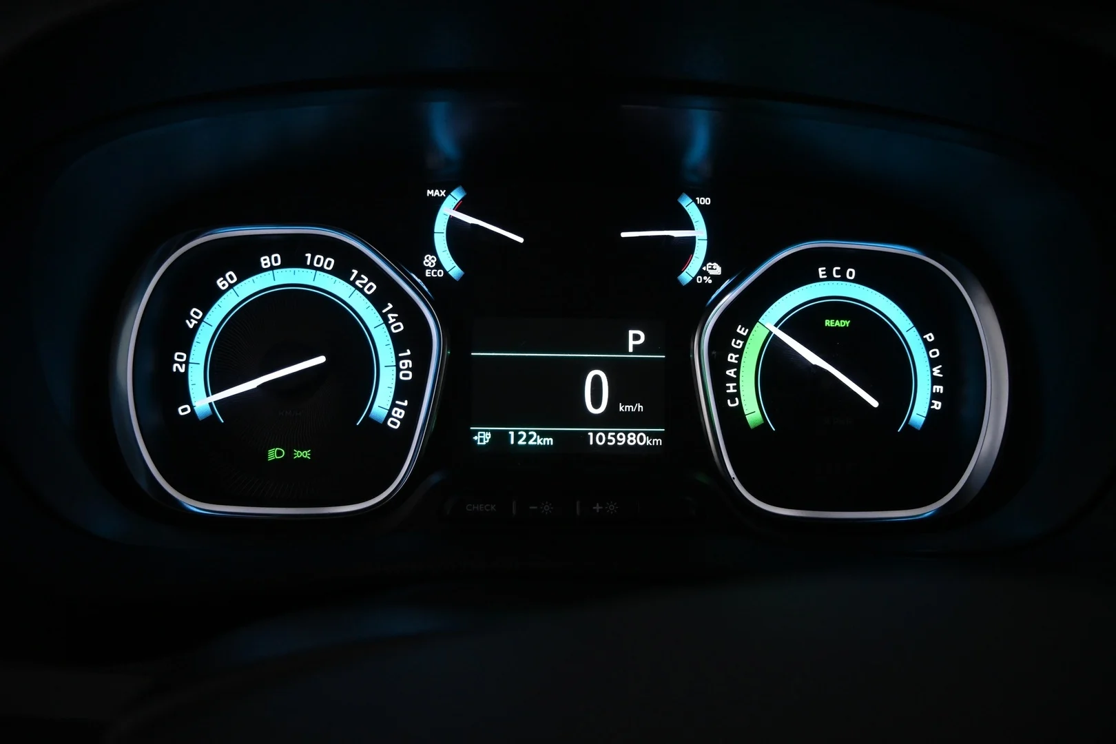 Car Image - 4U1l3pgZdNzFSsozPAQe1h