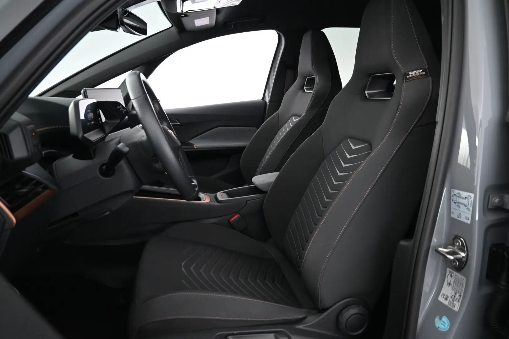 Car Image - 2RqFnVIiqQS1qx4tLwz20S