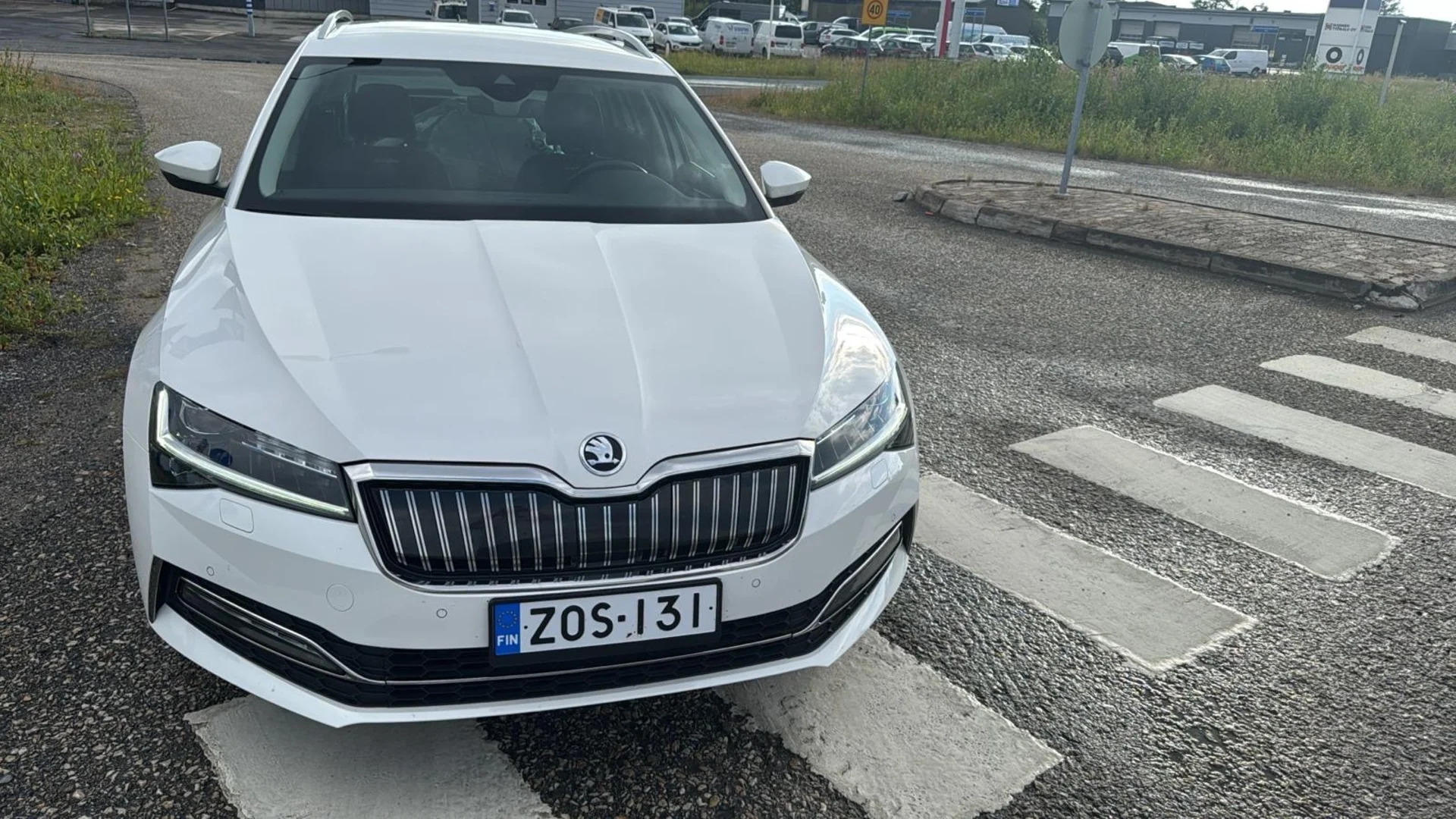 Car Image - 2tWh2z5m9jmz1AW9G7qGdK