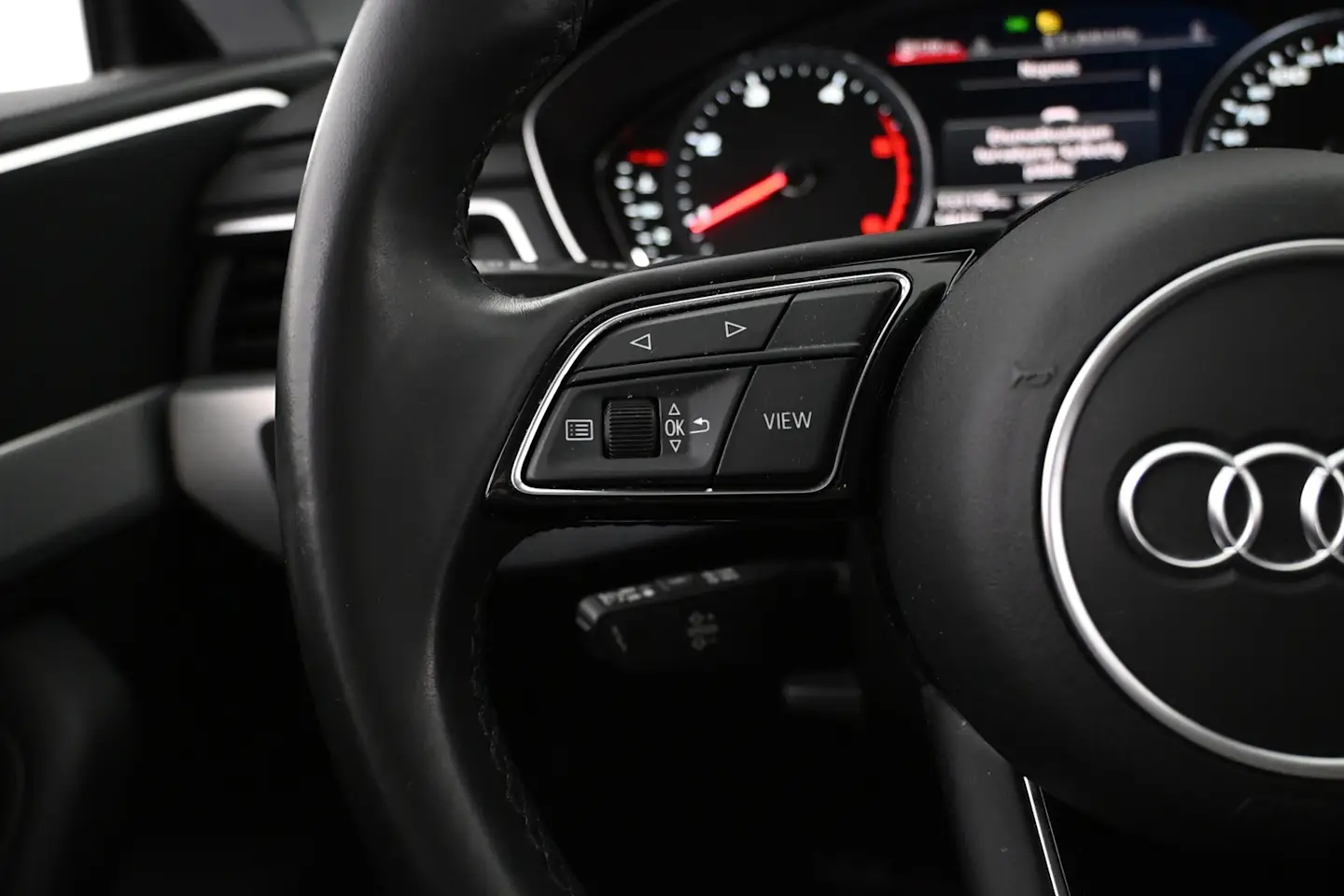Car Image - 6fN3v0UhXABzEeGMqh38ON