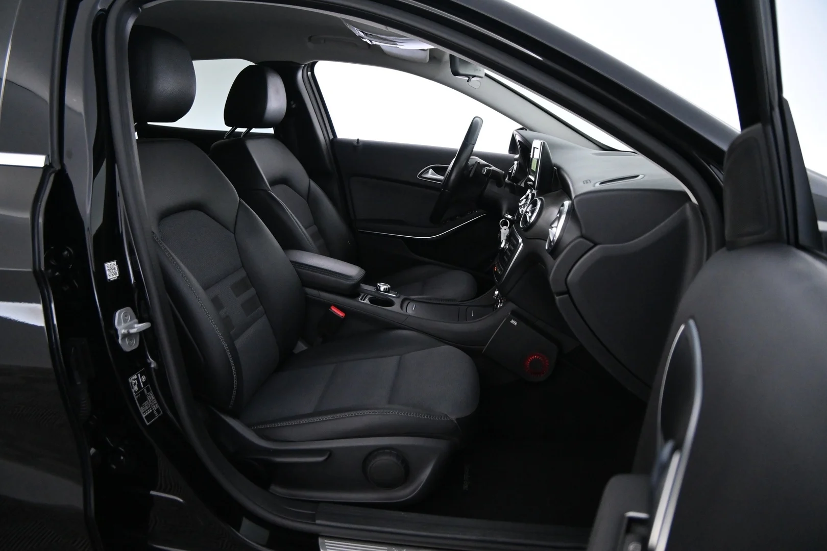 Car Image - 5Zr5NtqZt8tZWs1wMDA8FQ
