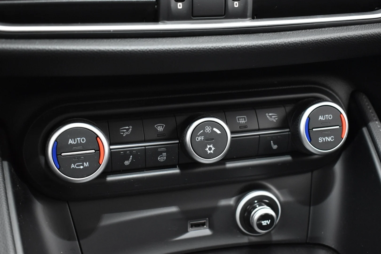 Car Image - 1cPr8cuj960HRH1tyBq9ex