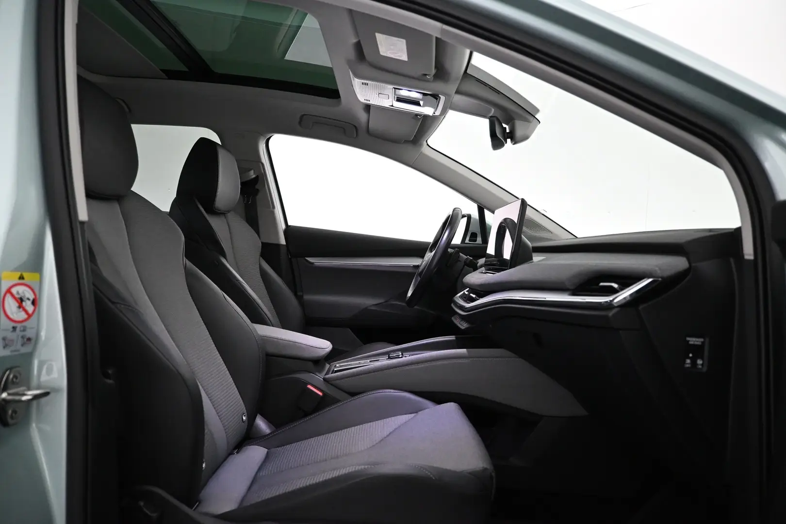Car Image - TdXmtD8o5VZ0e3lbEPxZ3