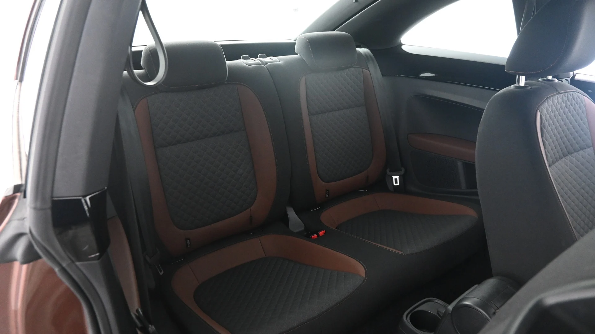 Car Image - 7fKR6ConVgST3CKoo95Ple