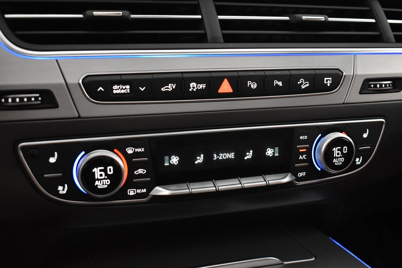 Car Image - 3eriG6w0vRKFIS0kC3oaAQ