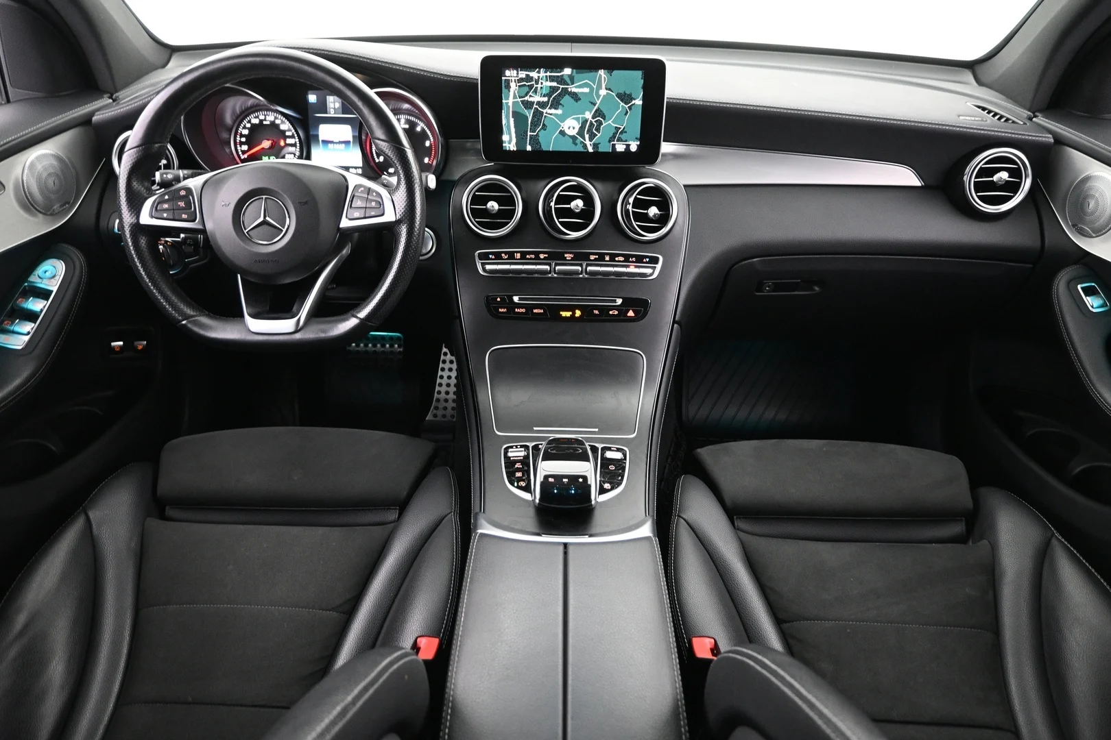 Car Image - 6OvGuqKwrYmiMhzYNyKqD3