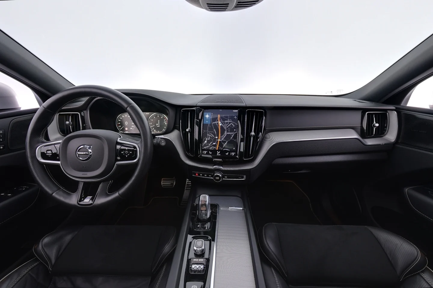 Car Image - 7FLGHfL5KuT5KIyzwWPlTt