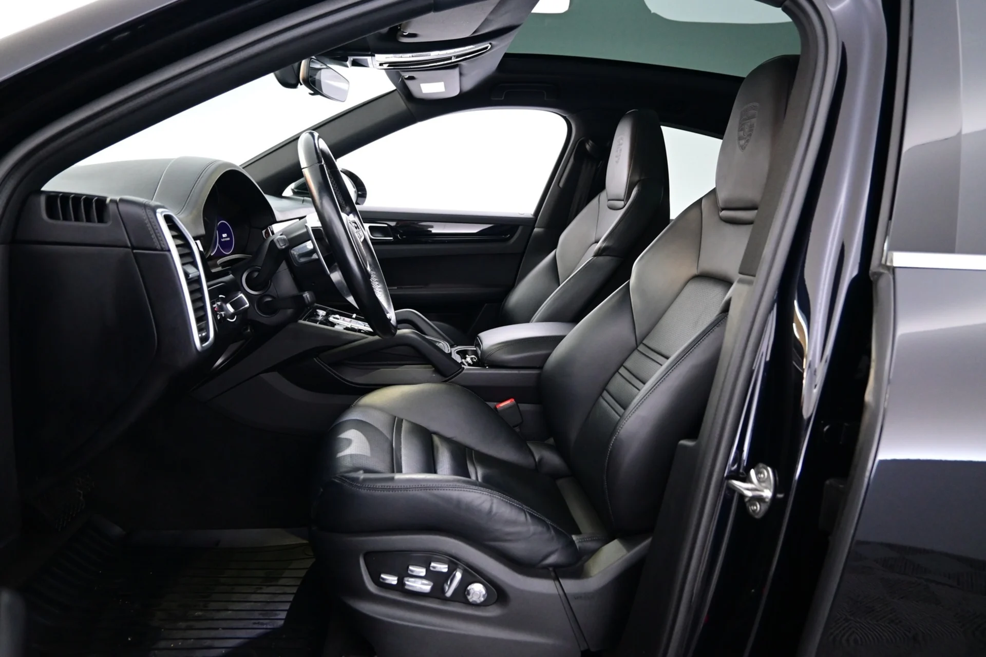 Car Image - 4Xpt2Qf6CkfyUEy5S2bz5E