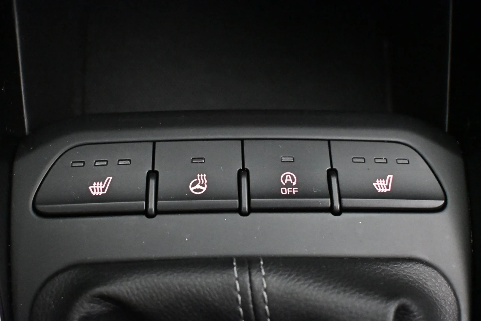 Car Image - 1bu1AvvQYn1nCqyM9FqKtN