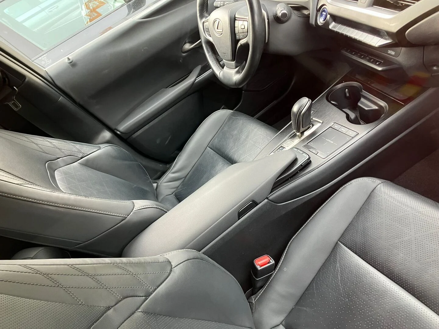 Car Image - 4s6xSMil2vFGhFluC0XFC8