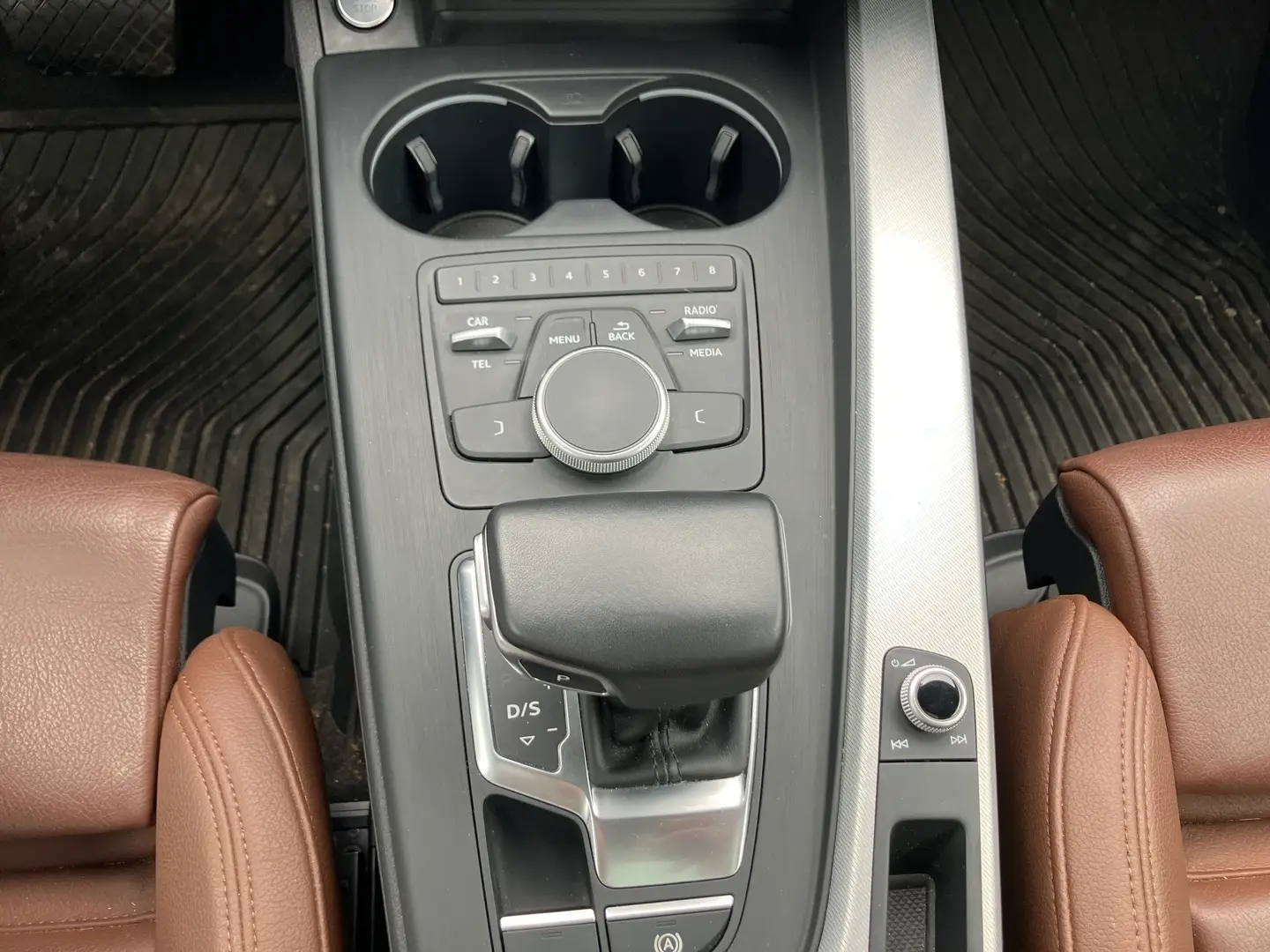 Car Image - 6HdRI18n9B9wn0U7jOMDzs