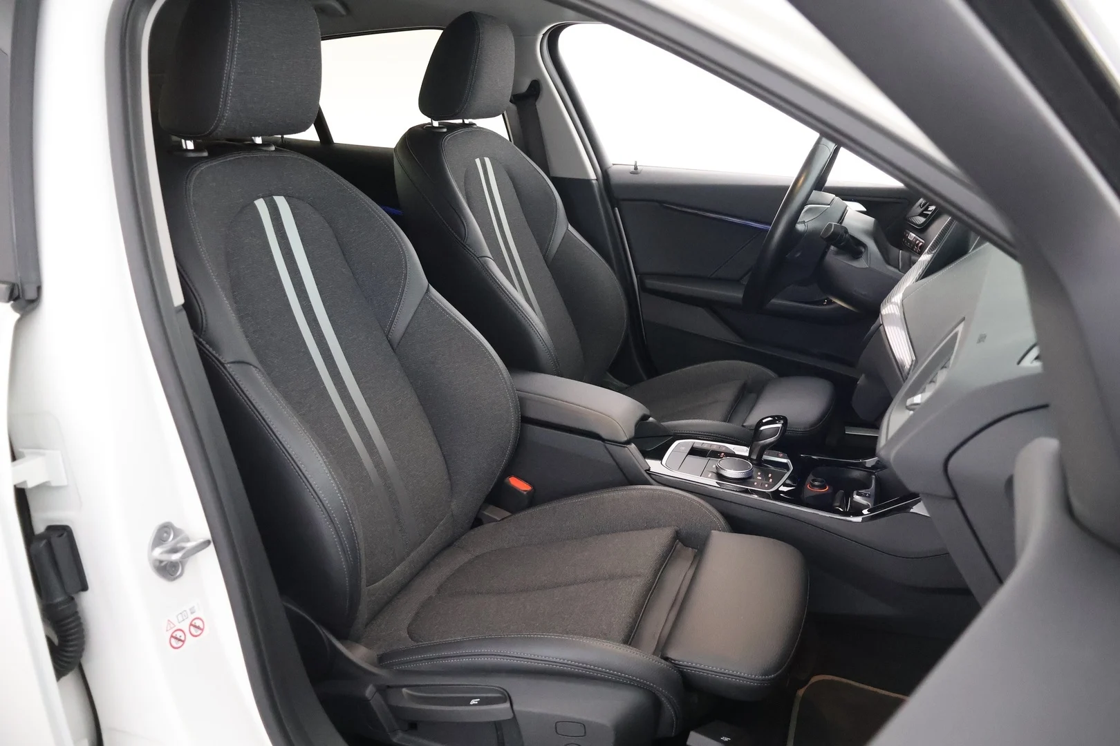 Car Image - 5gWdKoKcdhqhVOLw1d5yBi
