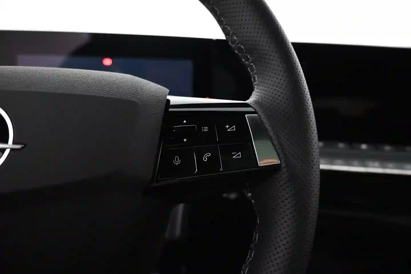 Car Image - 1oToeZyLjUUd4loOWztlb8