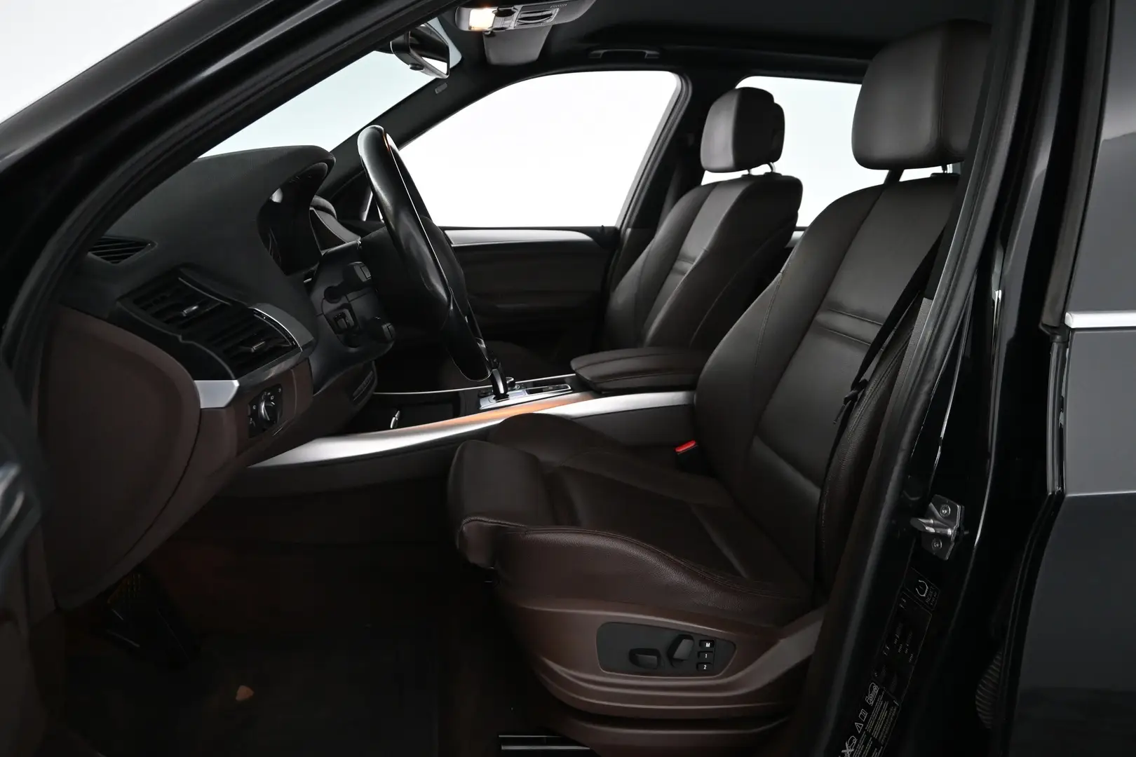 Car Image - 6W4hTq3TCkPkajleaDBcur