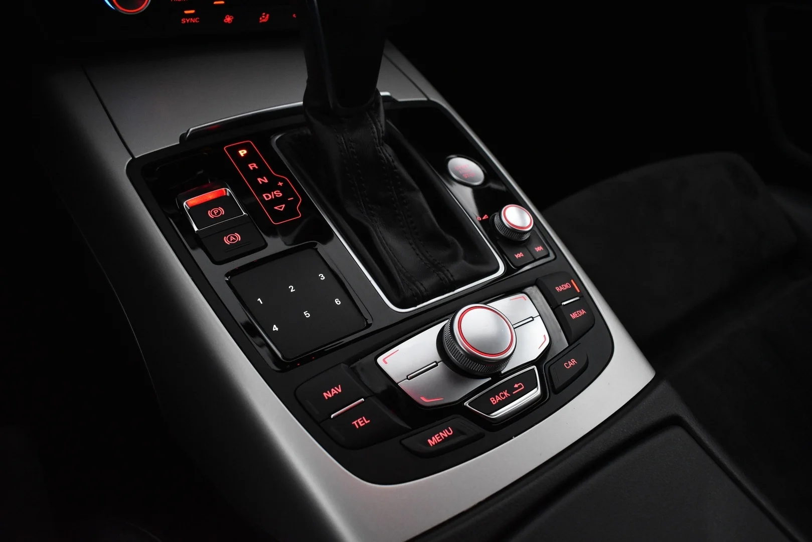 Car Image - 4kBumoMXvPpxLyhN7wTDbZ