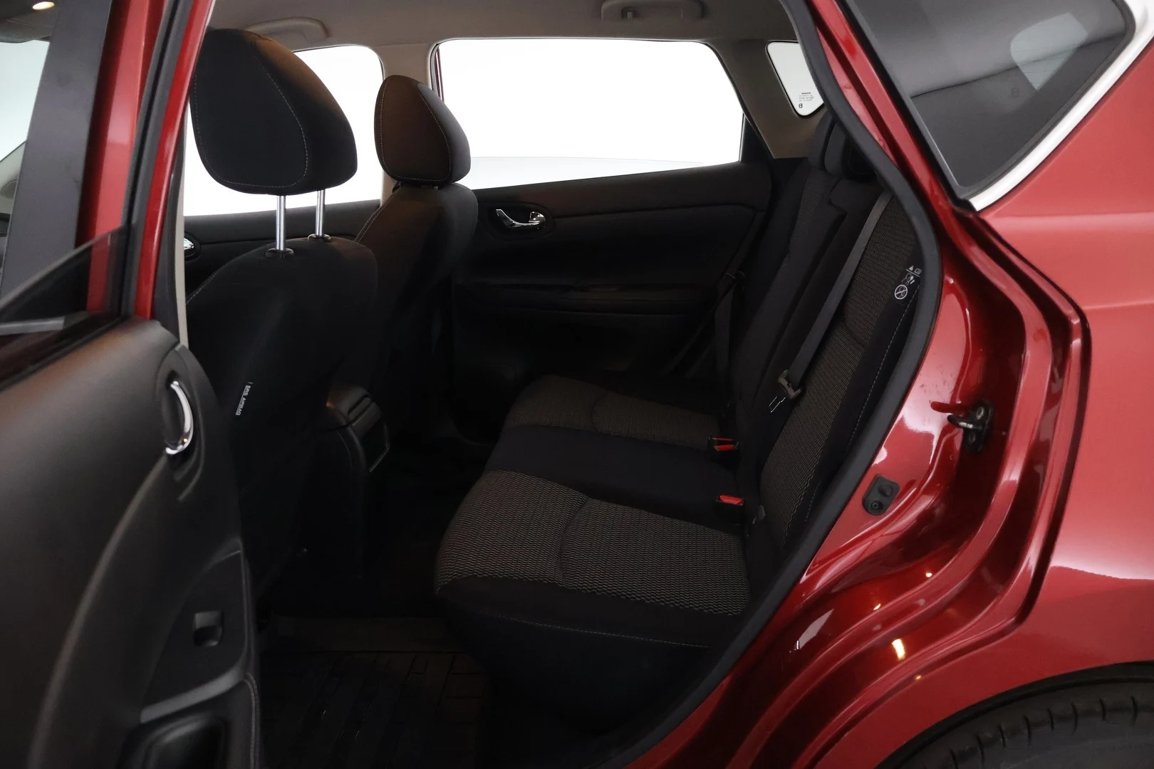 Car Image - 3okLoWj0aAcd7rsC8OXuVW