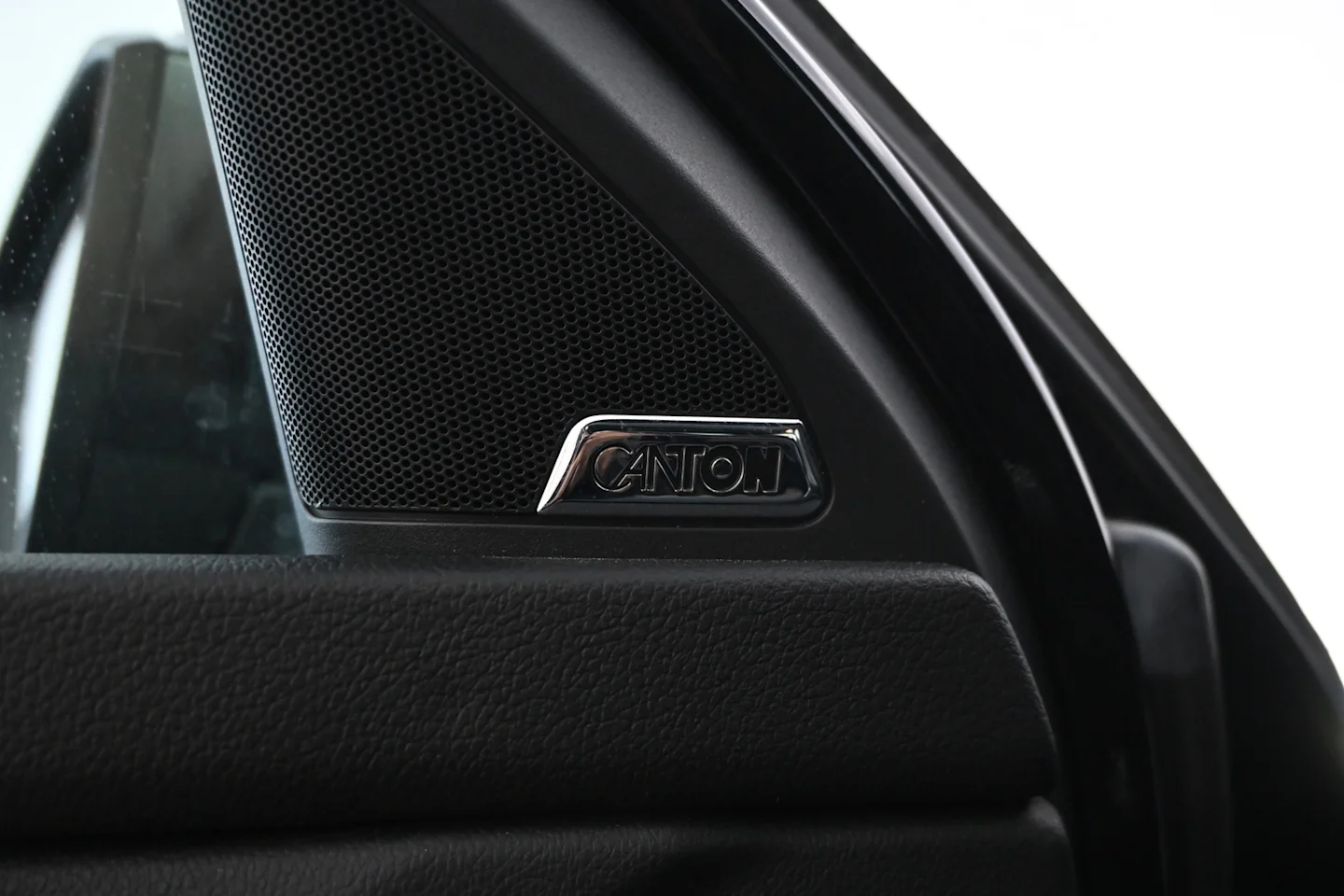 Car Image - 3MGzJsvGlkVOrc7hf8gCWB