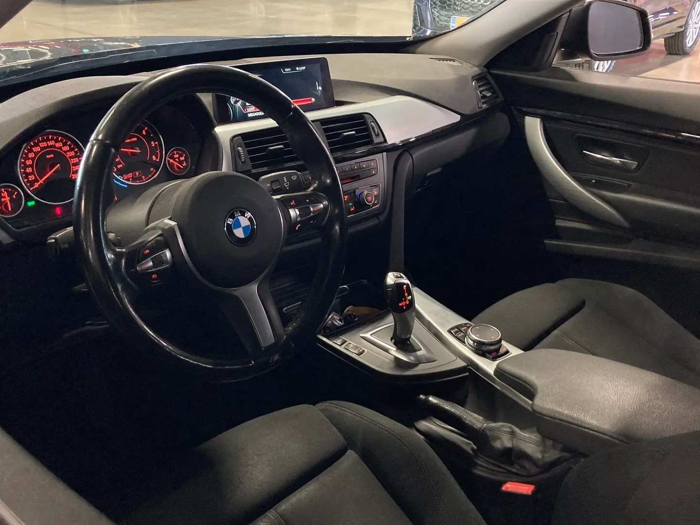 Car Image - 6J4t15bnUzQftupnKcV7rd