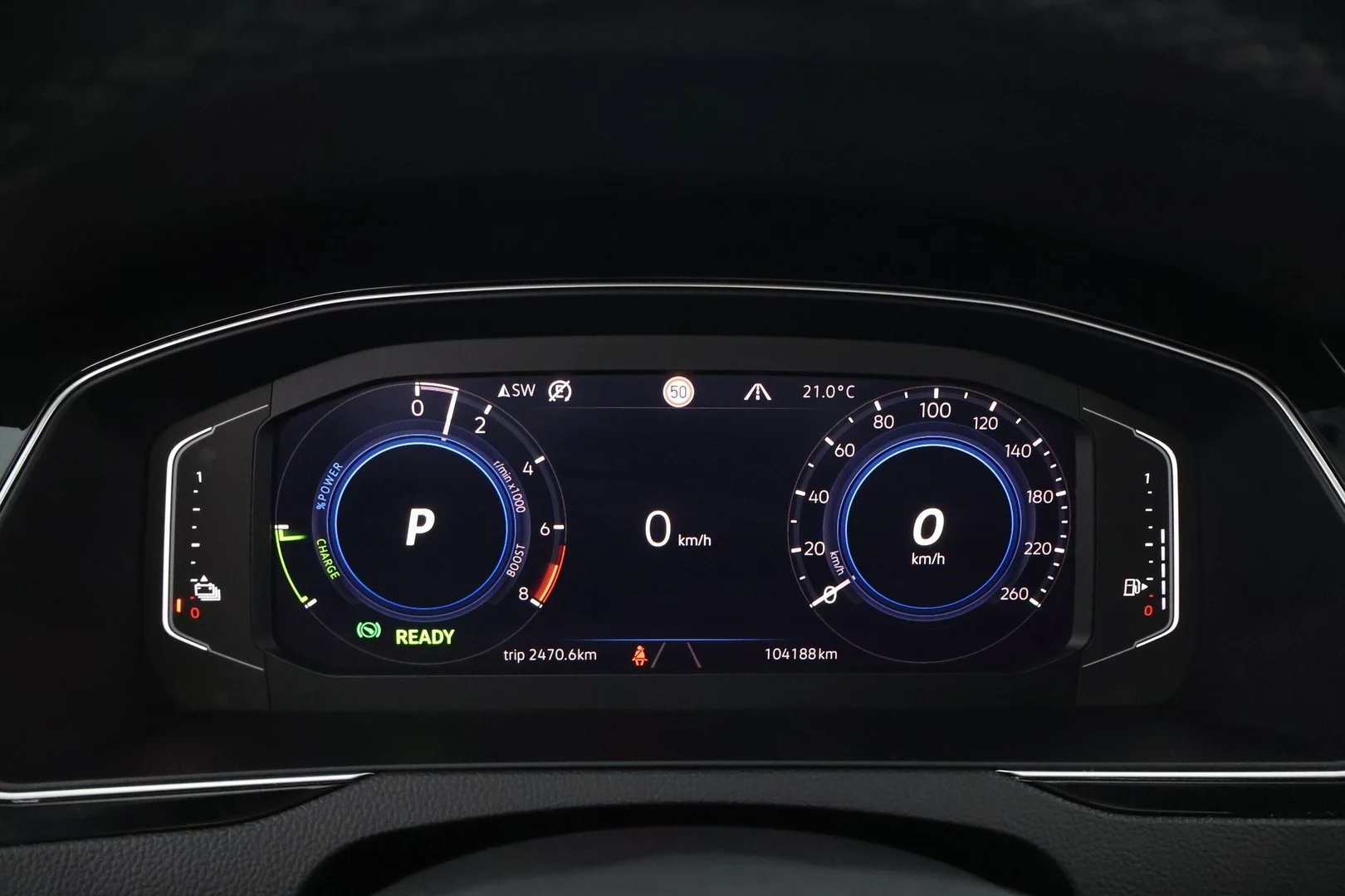 Car Image - W8VJwihnkg52nay5dYEd9