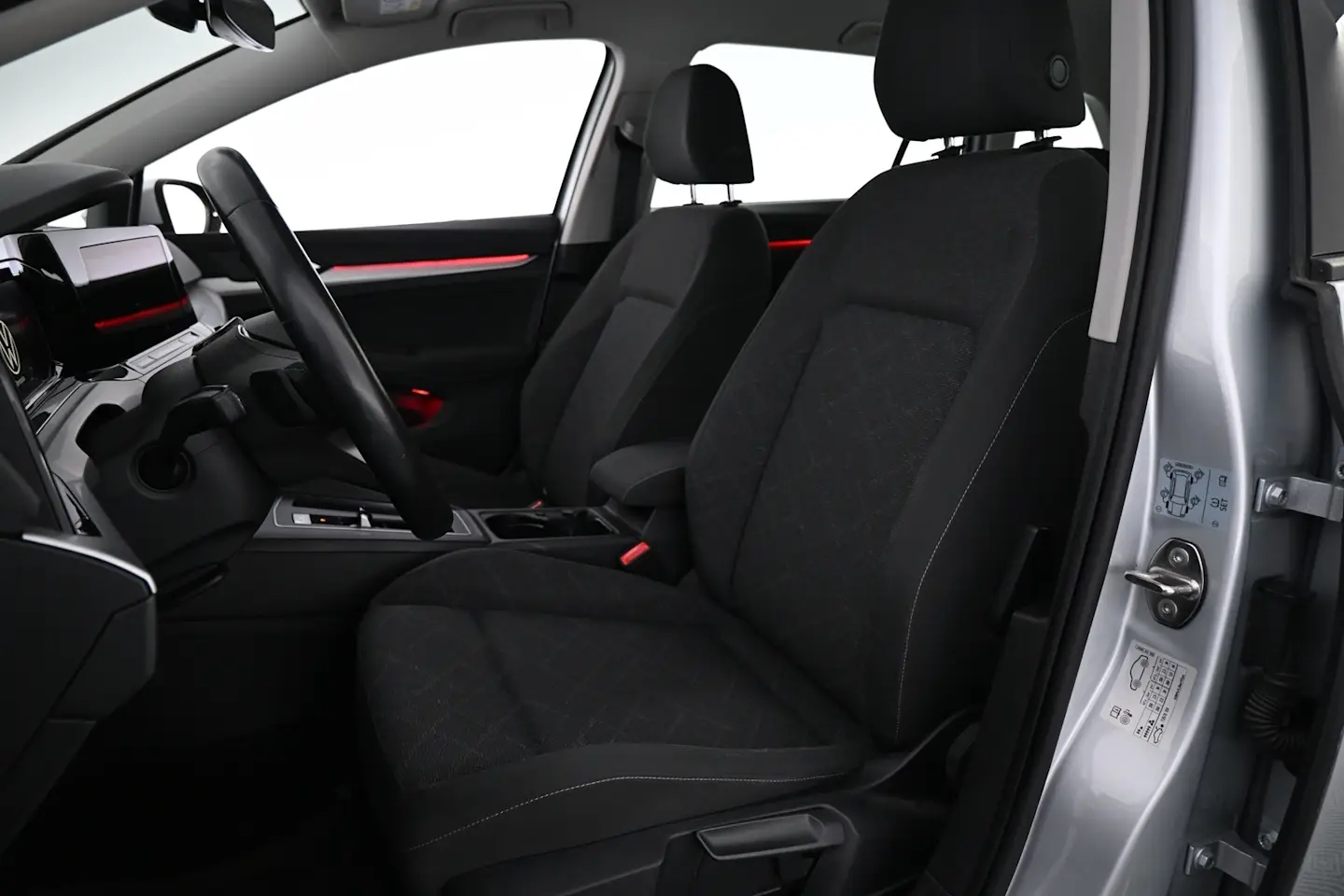 Car Image - 664UHQ4V7l3HPxwfVvtZOW