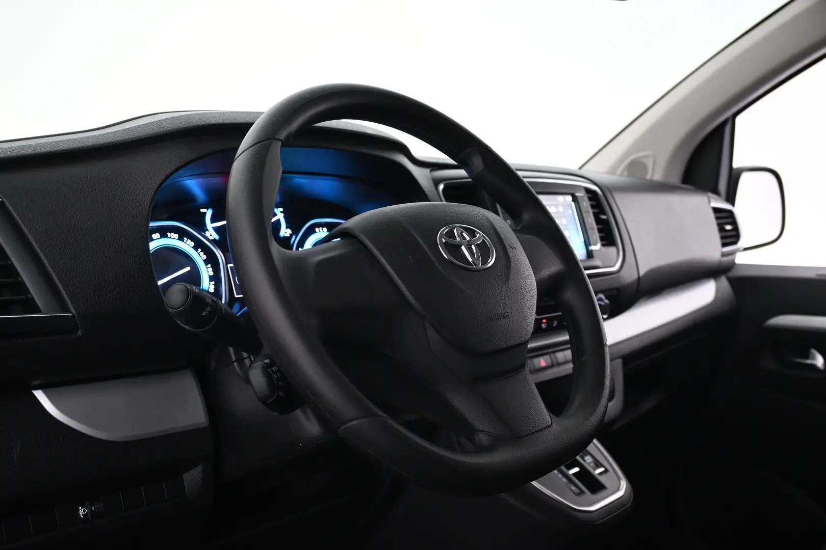 Car Image - 3TJGuZZD5VtEx3lYJr0GHa