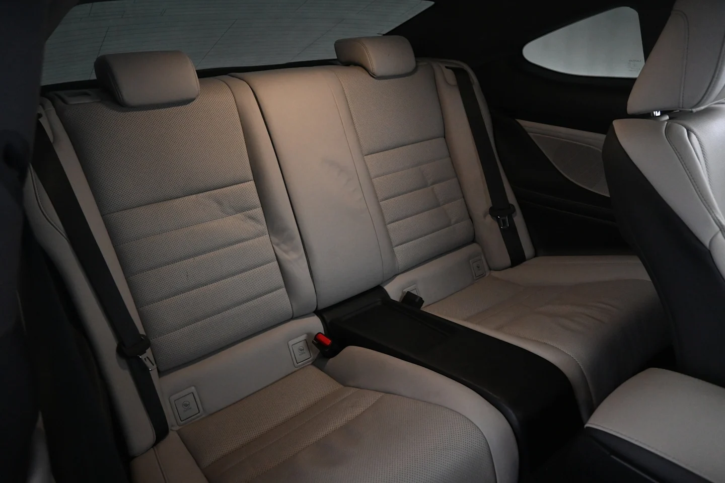 Car Image - 6kVA6FvrVDqAYJcdq6CEG1